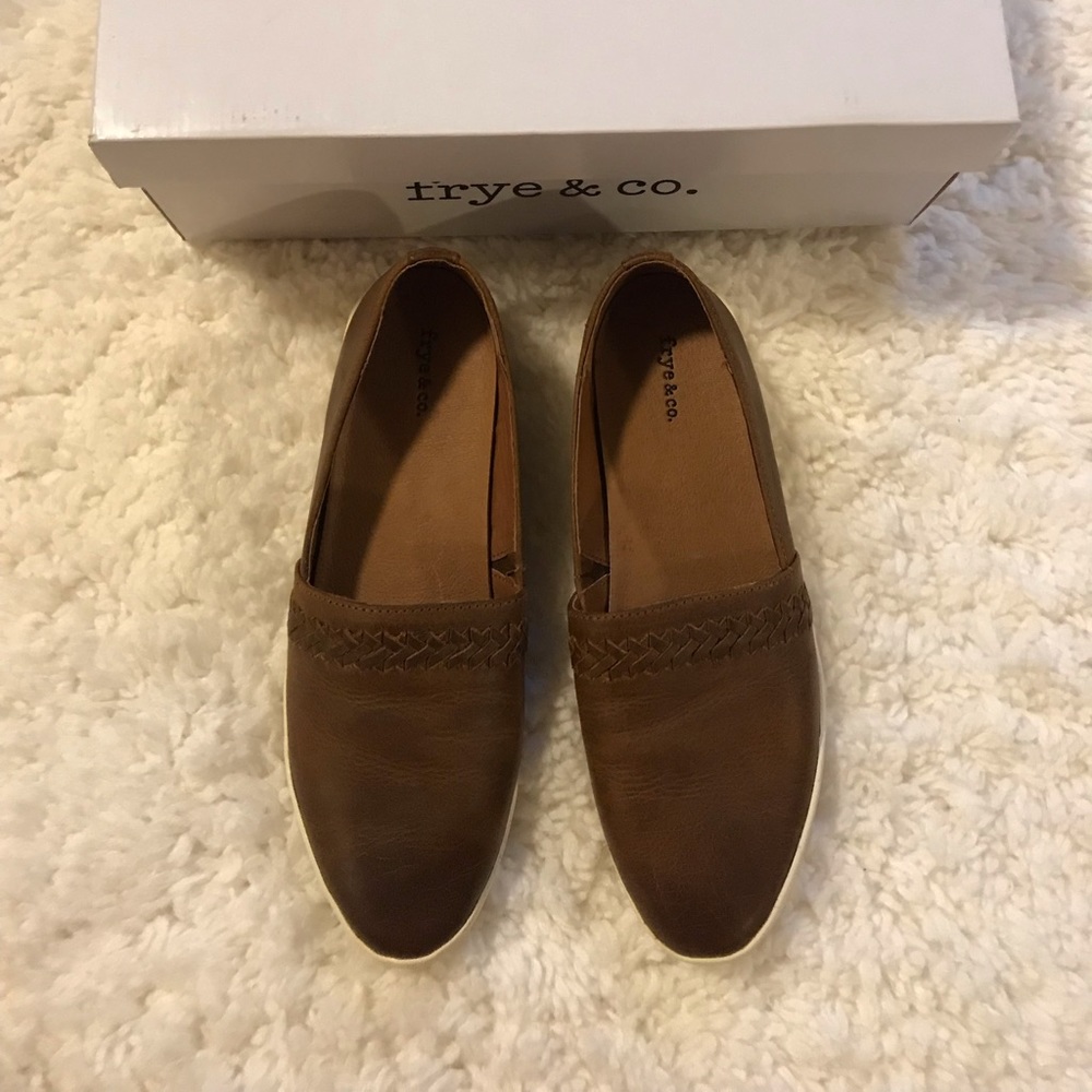 Frye & co slip on sneakers size 10